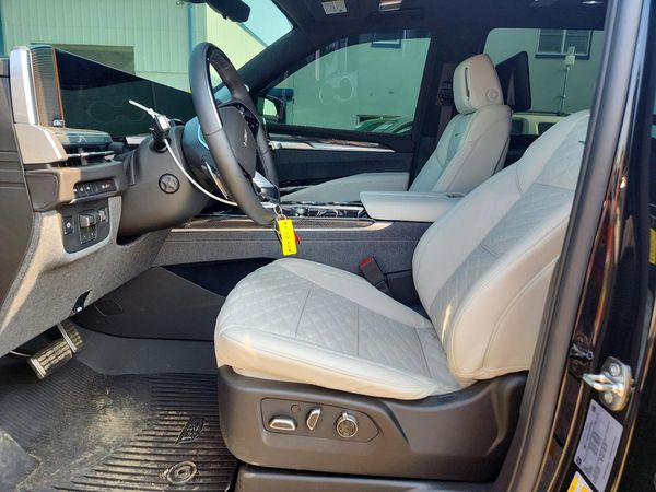 2026 CADILLAC ESCALADE V