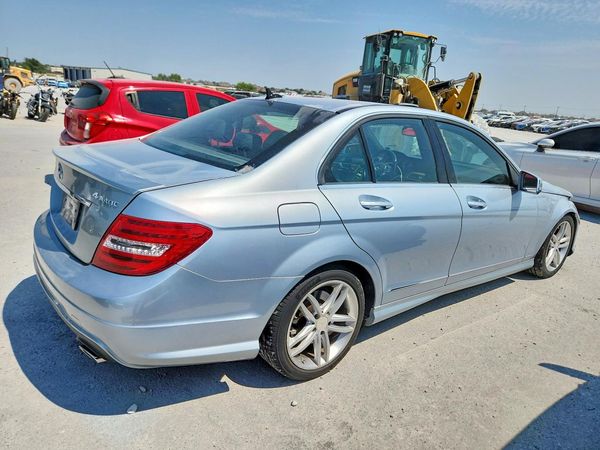 2013 MERCEDES-BENZ C C300