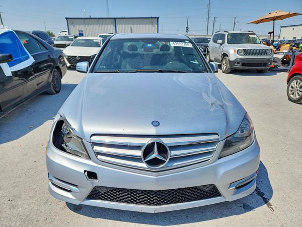 2013 MERCEDES-BENZ C C300
