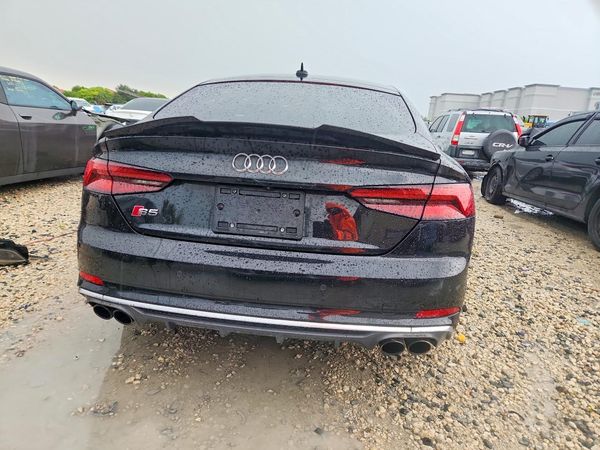 2018 AUDI S5