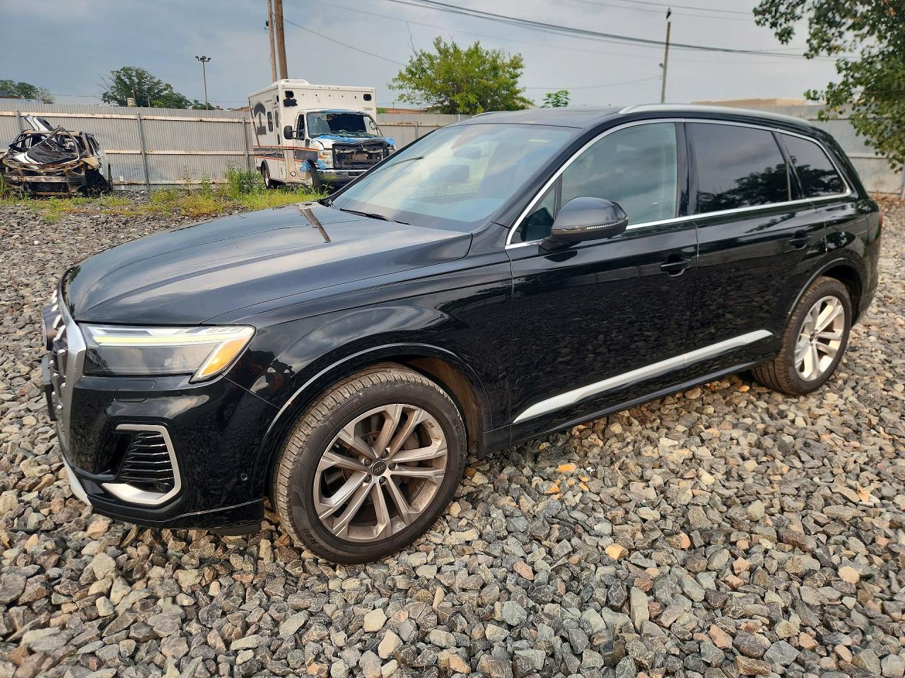 2025 AUDI Q7