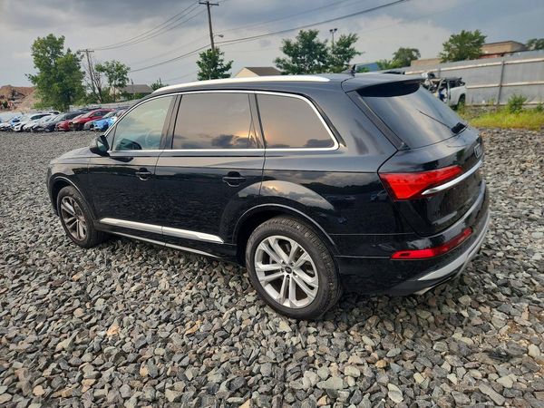 2025 AUDI Q7