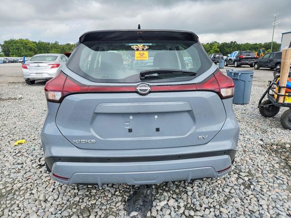 2022 NISSAN KICKS
