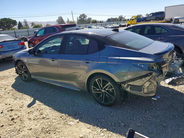 2026 TOYOTA CAMRY
