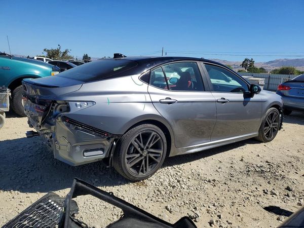2026 TOYOTA CAMRY