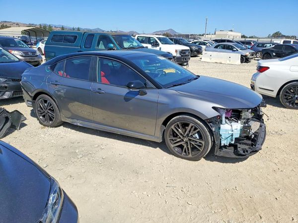 2026 TOYOTA CAMRY