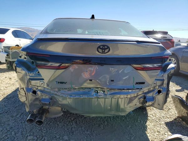 2026 TOYOTA CAMRY