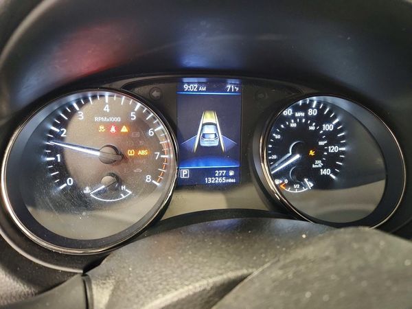 2018 NISSAN ROGUE