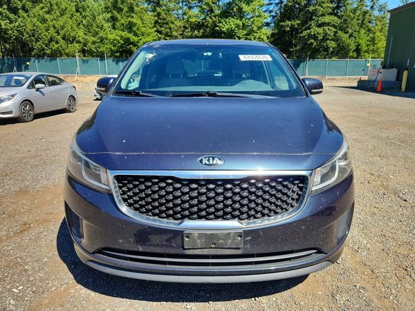 2015 KIA SEDONA GL - Middle-low