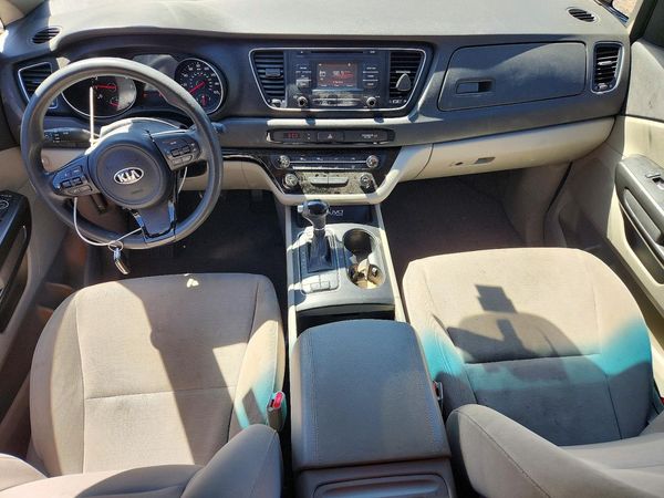 2015 KIA SEDONA GL - Middle-low