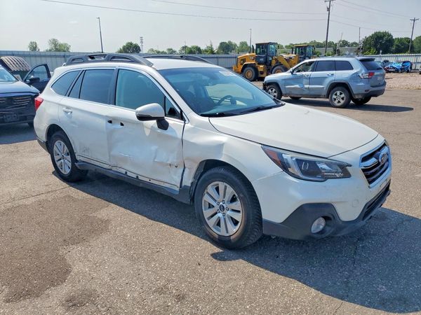 2019 SUBARU OUTBACK Premium+ES