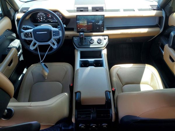 2025 LAND ROVER DEFENDER 110 X-Dynamic SE