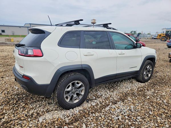 2019 JEEP CHEROKEE TRAILHAWK 4X4