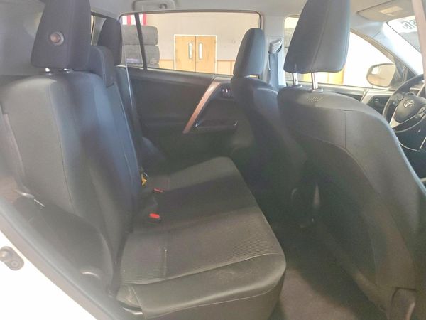 2018 TOYOTA RAV4