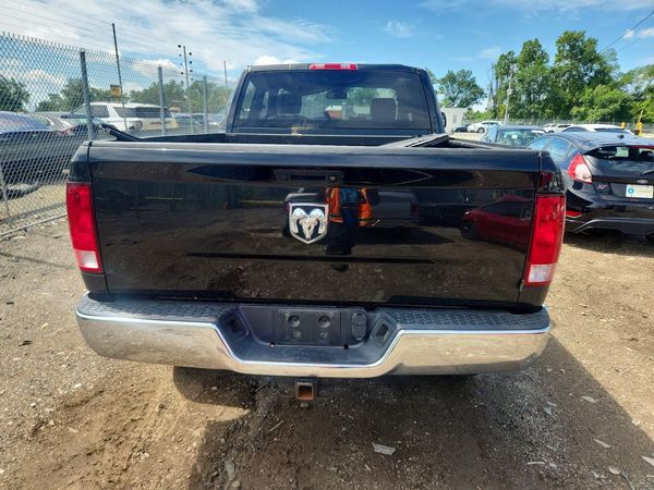 2018 RAM 2500 ST CREW CAB 4X4