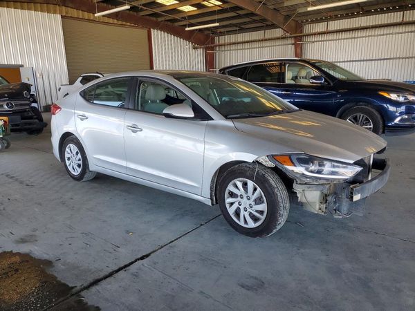 2017 HYUNDAI ELANTRA SE Base
