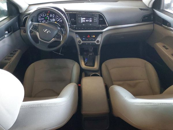 2017 HYUNDAI ELANTRA SE Base