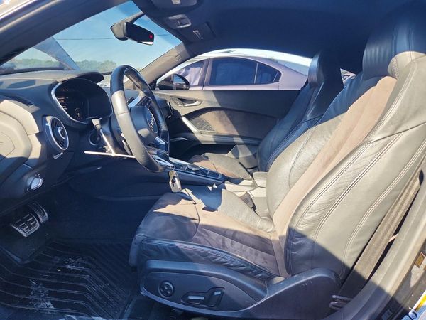 2016 AUDI TT quattro