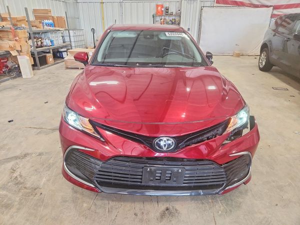 2021 TOYOTA CAMRY