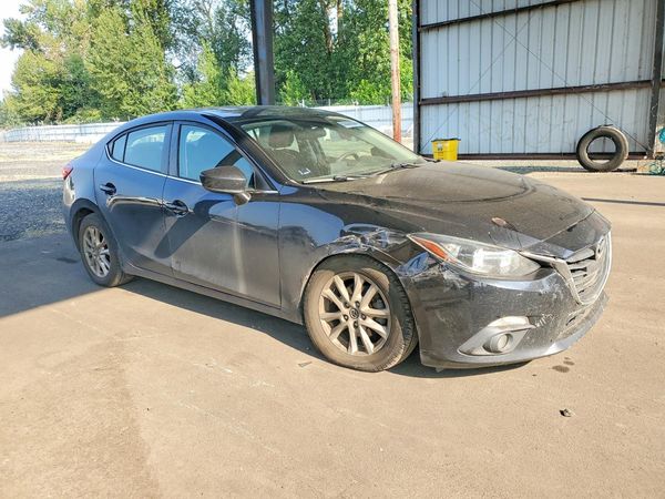 2015 MAZDA 3
