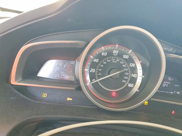 2015 MAZDA 3