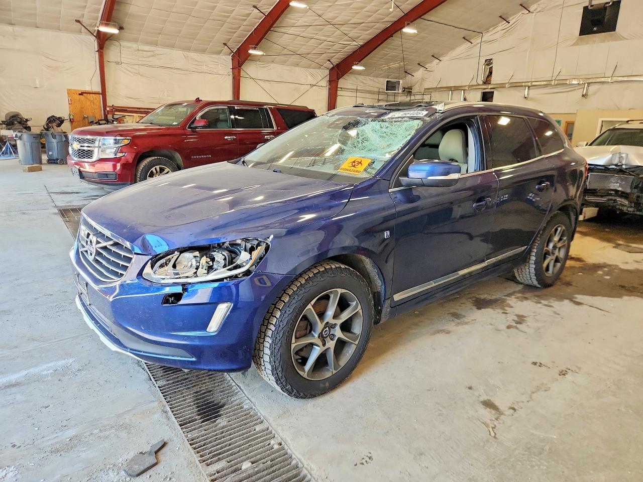 2015 VOLVO XC60