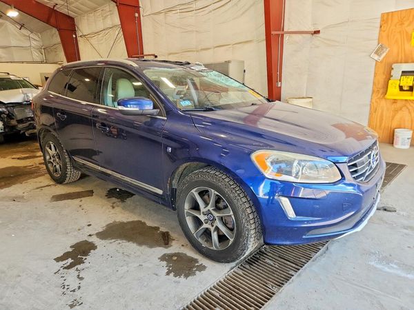 2015 VOLVO XC60