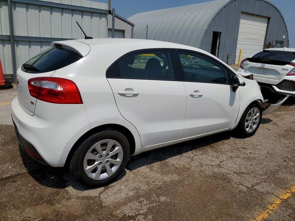 2015 KIA RIO GL - Middle-low