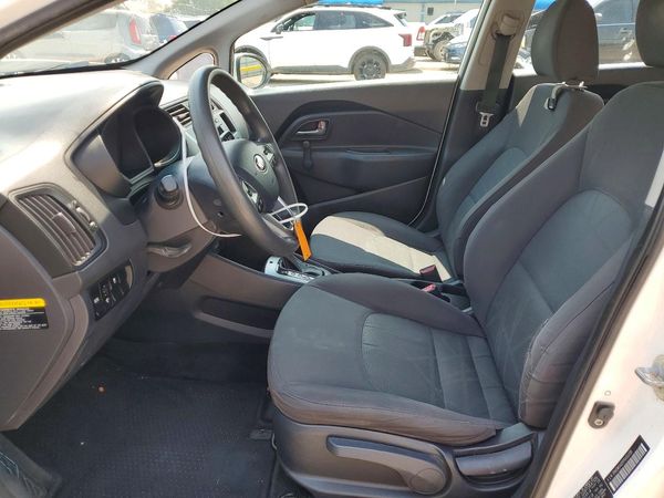 2015 KIA RIO GL - Middle-low