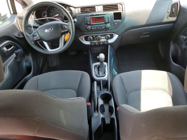 2015 KIA RIO GL - Middle-low