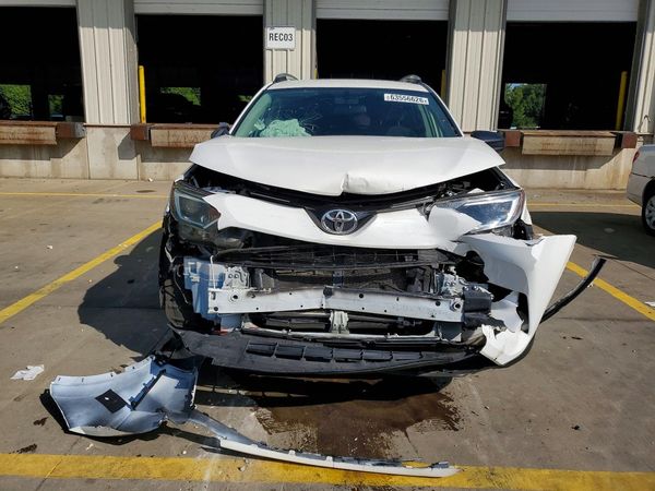2016 TOYOTA RAV4 LE (X Grade)
