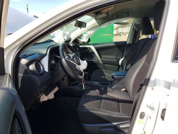 2016 TOYOTA RAV4 LE (X Grade)