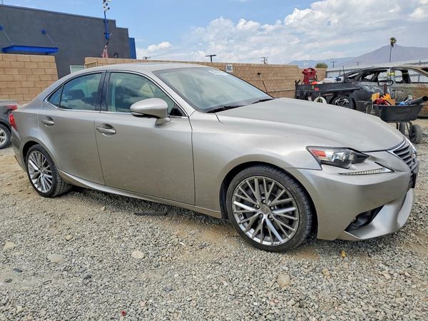 2016 LEXUS IS 200t