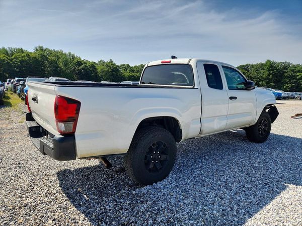 2021 TOYOTA TACOMA SR5