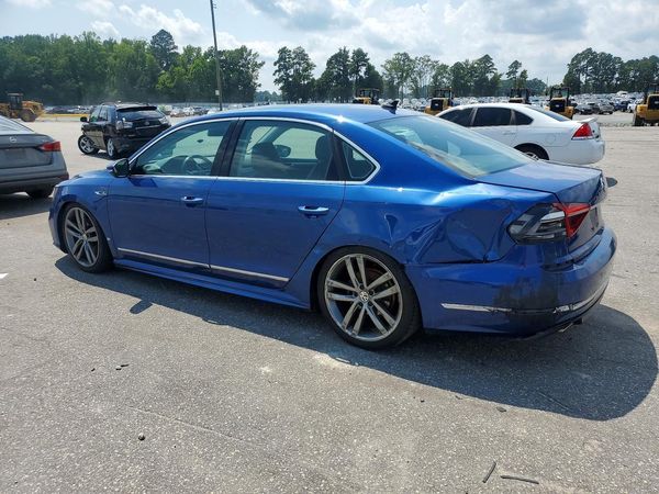 2017 VOLKSWAGEN PASSAT R-Line