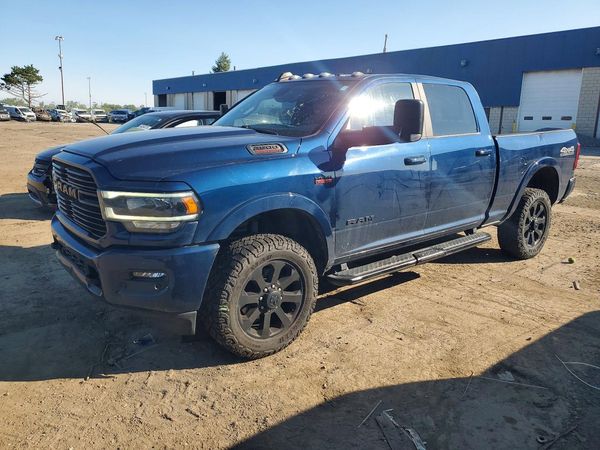 2022 RAM 2500 LARAMIE CREW CAB 4X4