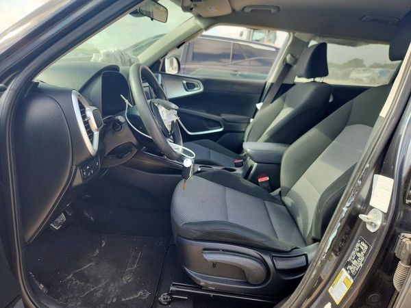 2022 KIA SOUL