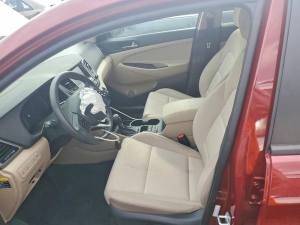 2018 HYUNDAI TUCSON — DENT