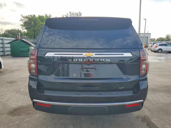 2023 CHEVROLET SUBURBAN LT