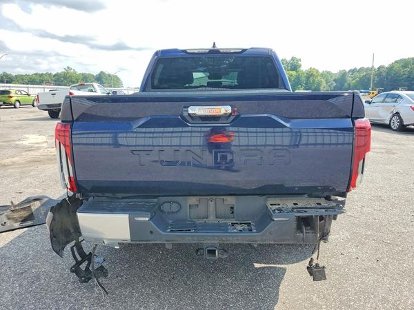2023 TOYOTA TUNDRA