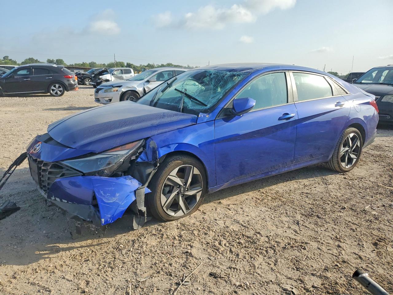 2023 HYUNDAI ELANTRA