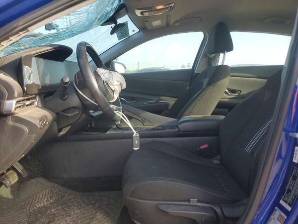 2023 HYUNDAI ELANTRA