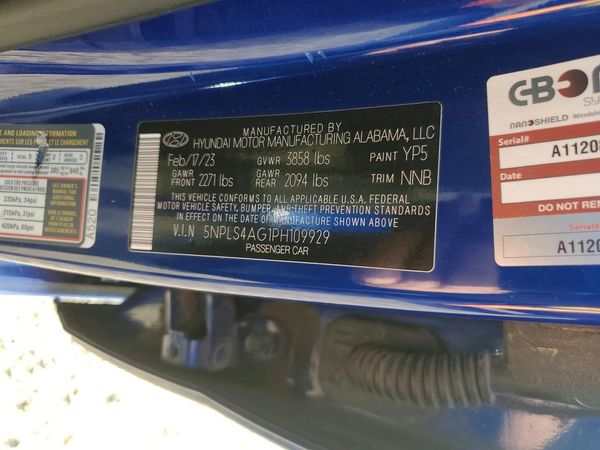 2023 HYUNDAI ELANTRA
