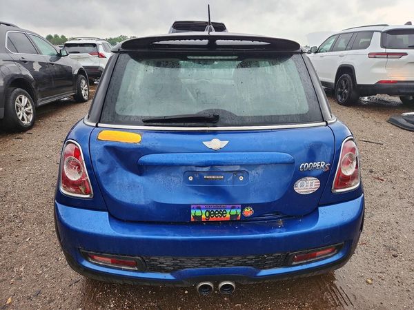 2012 MINI COOPER