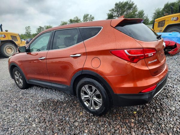 2016 HYUNDAI SANTA FE Base