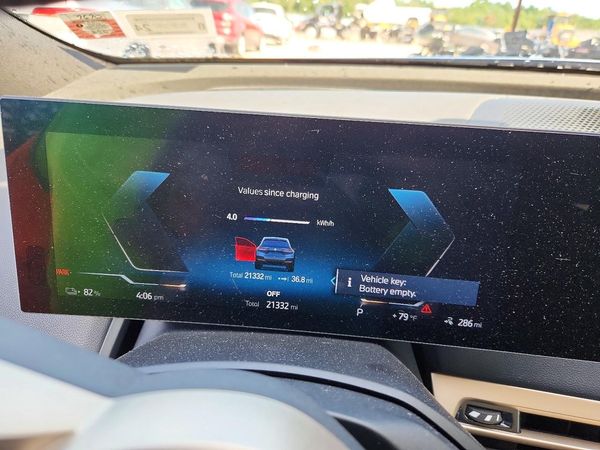2022 BMW IX xDrive50i