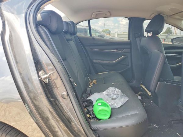 2025 MAZDA MAZDA3 Select Sport Package