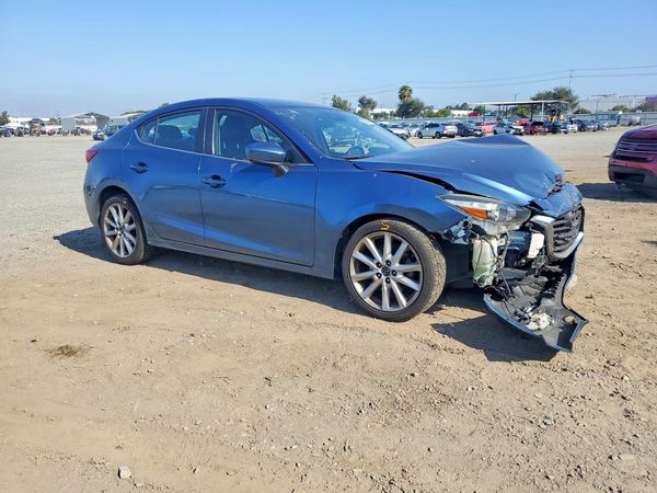 2017 MAZDA 3 Touring