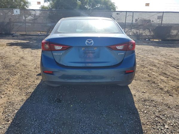 2017 MAZDA 3 Touring