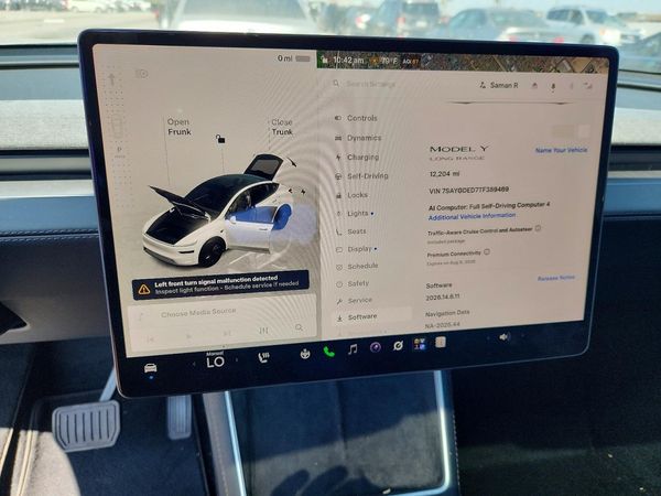 2026 TESLA MODEL Y